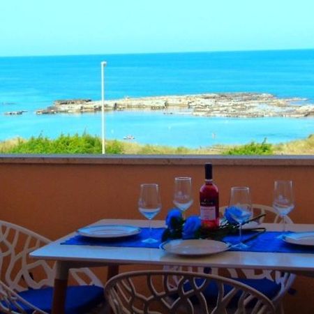Bilocale Punta Rosa - Fronte Spiaggia Otranto Dış mekan fotoğraf