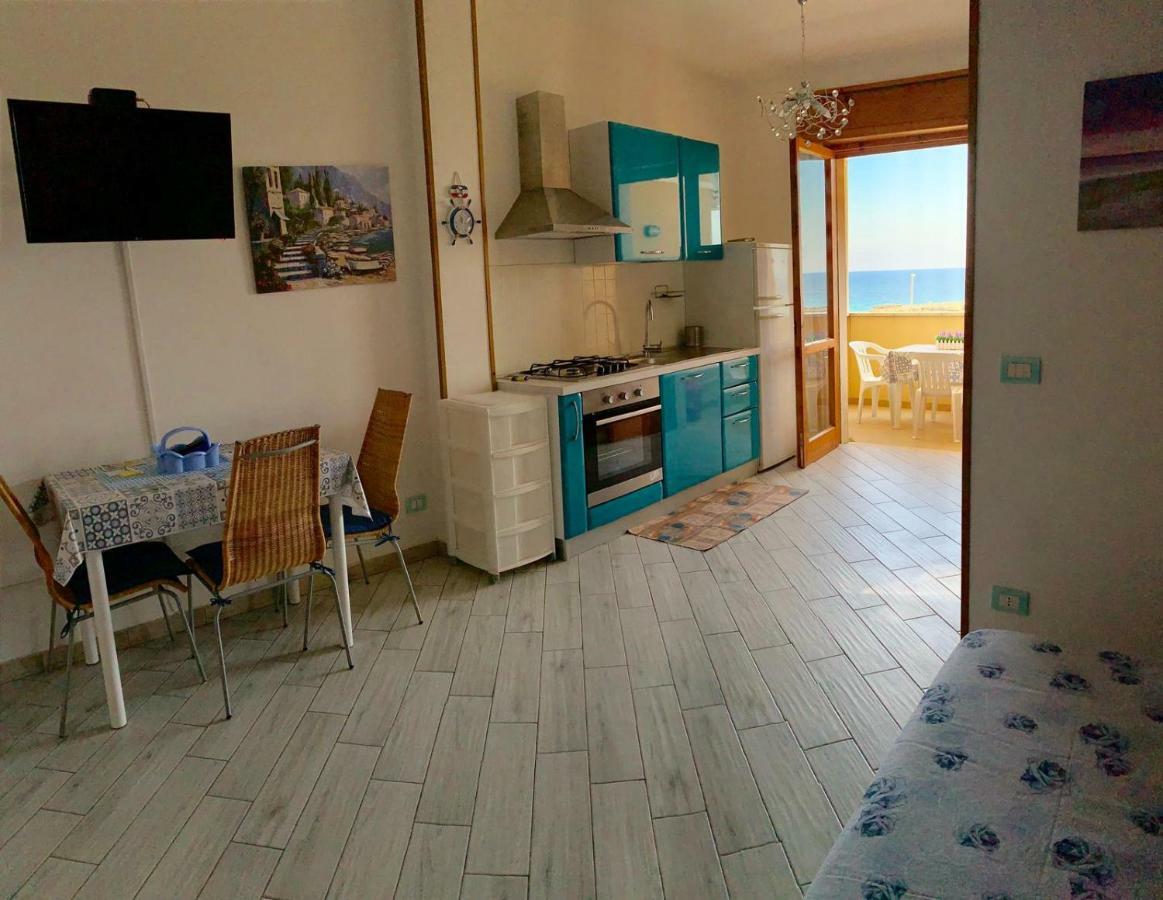 Bilocale Punta Rosa - Fronte Spiaggia Otranto Dış mekan fotoğraf