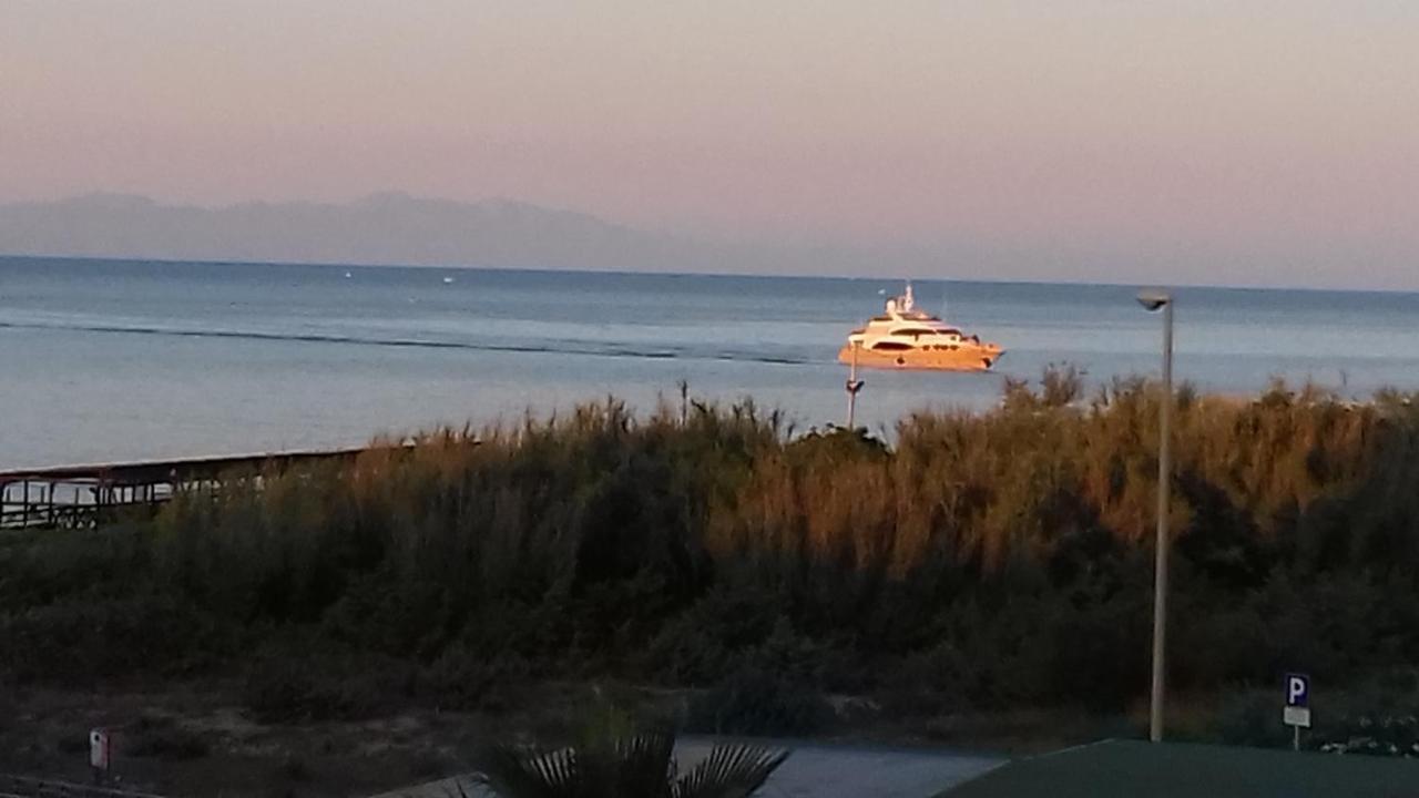 Bilocale Punta Rosa - Fronte Spiaggia Otranto Dış mekan fotoğraf